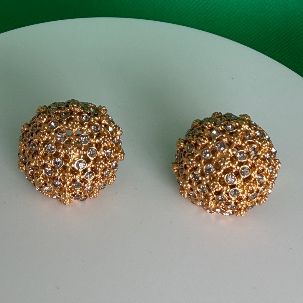 Vintage Ciner Gold Tone Rhinestones Clip-On
Earrings